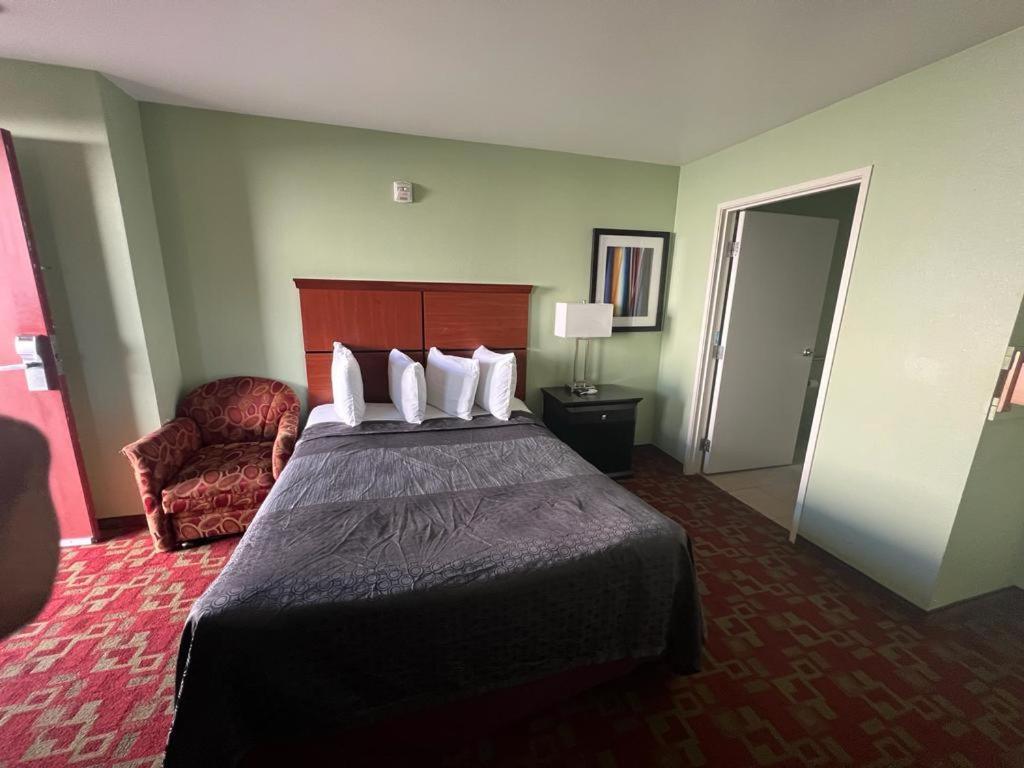 Rancho California Inn Temecula Bagian luar foto