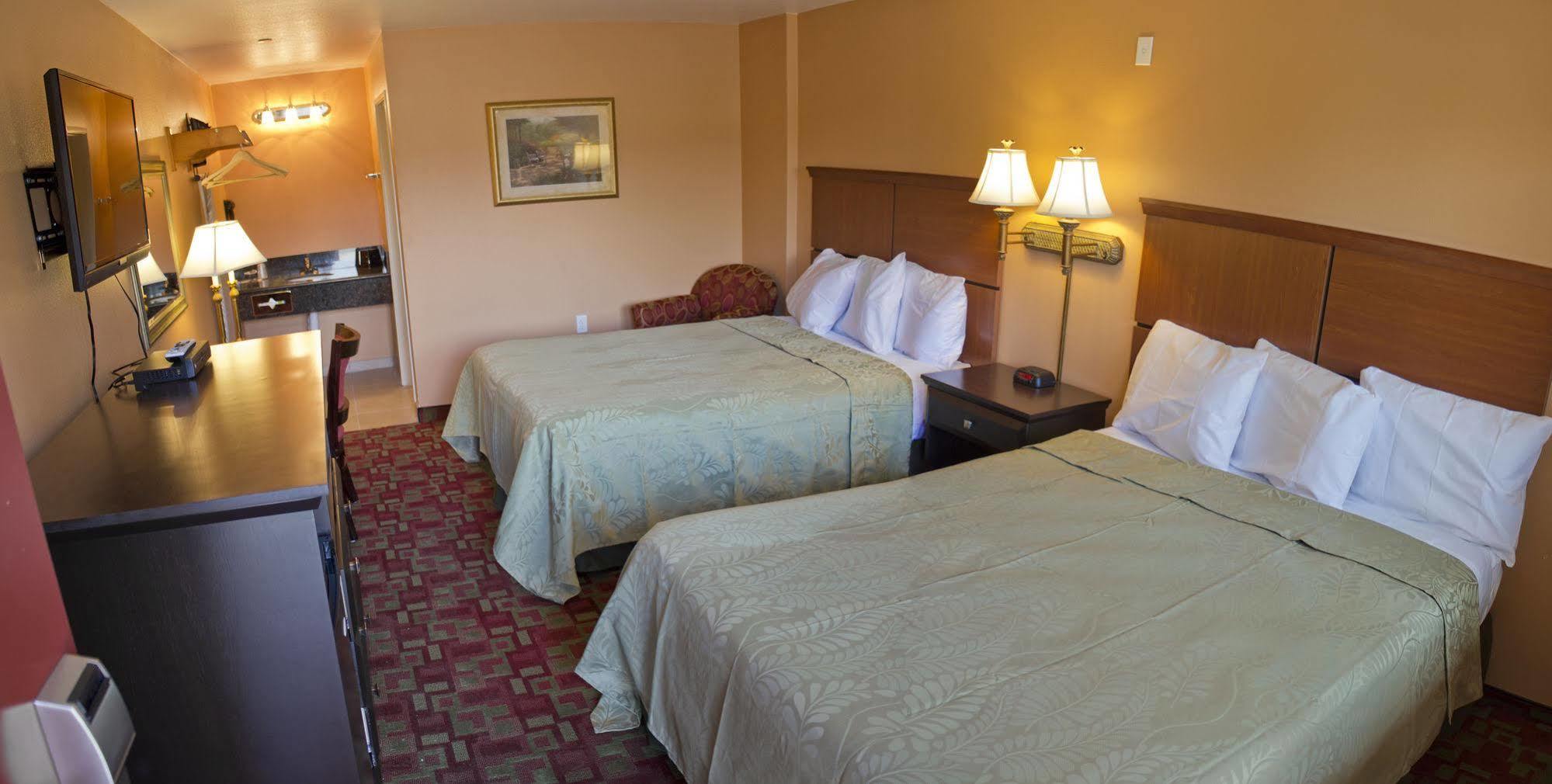 Rancho California Inn Temecula Bagian luar foto